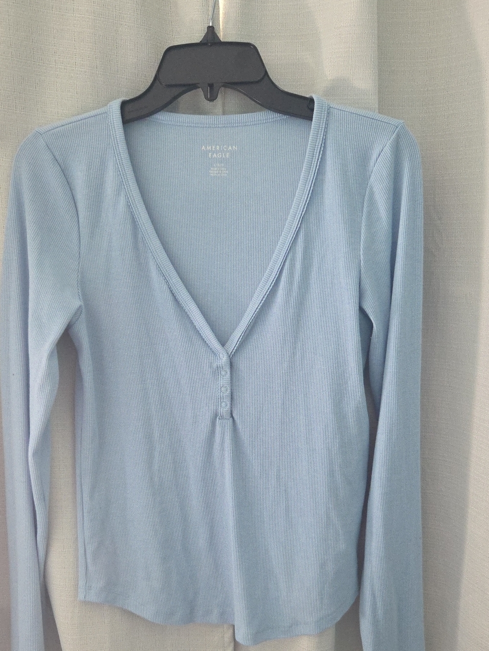 American Eagle Outfitters Light Blue Ribbed V-Neck Henley Long Sleeve Top